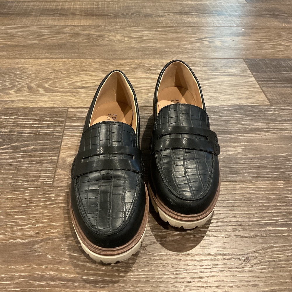 Woman’s shoes
